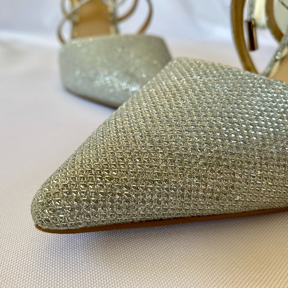 Gorgeous Badgley Mischka heels - Picture 4 of 12